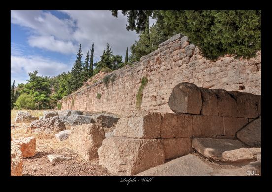Delphi-Wall